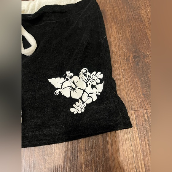 Black Floral SHEIN swim skirt cover up, size Medium - Picture 2 of 4